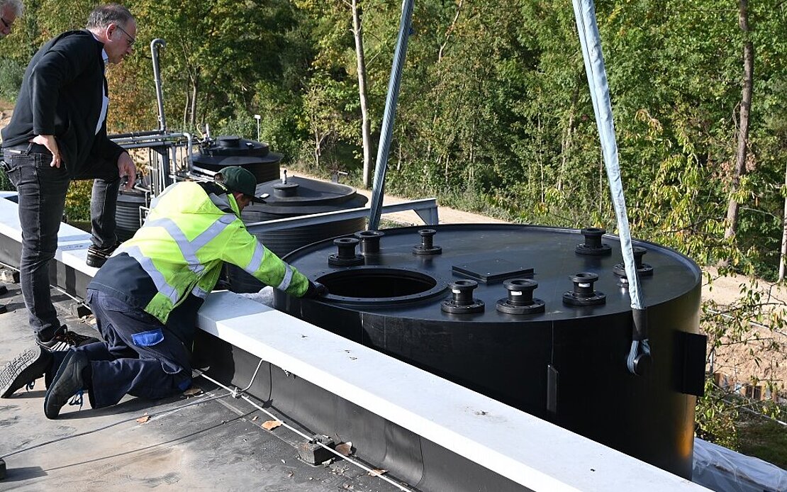 Anlieferung neuer Tank