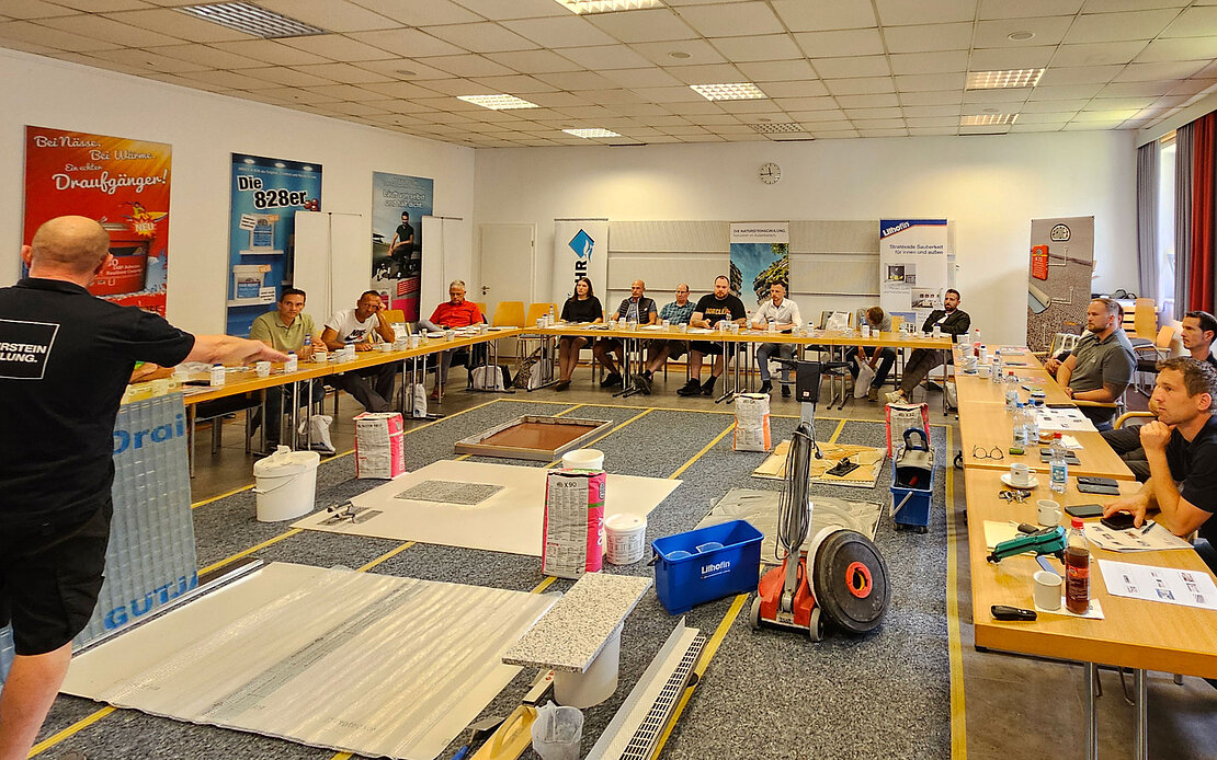 Natursteinschulung Altusried - Schulungsraum Natursteinschulung Altusried Innenraum