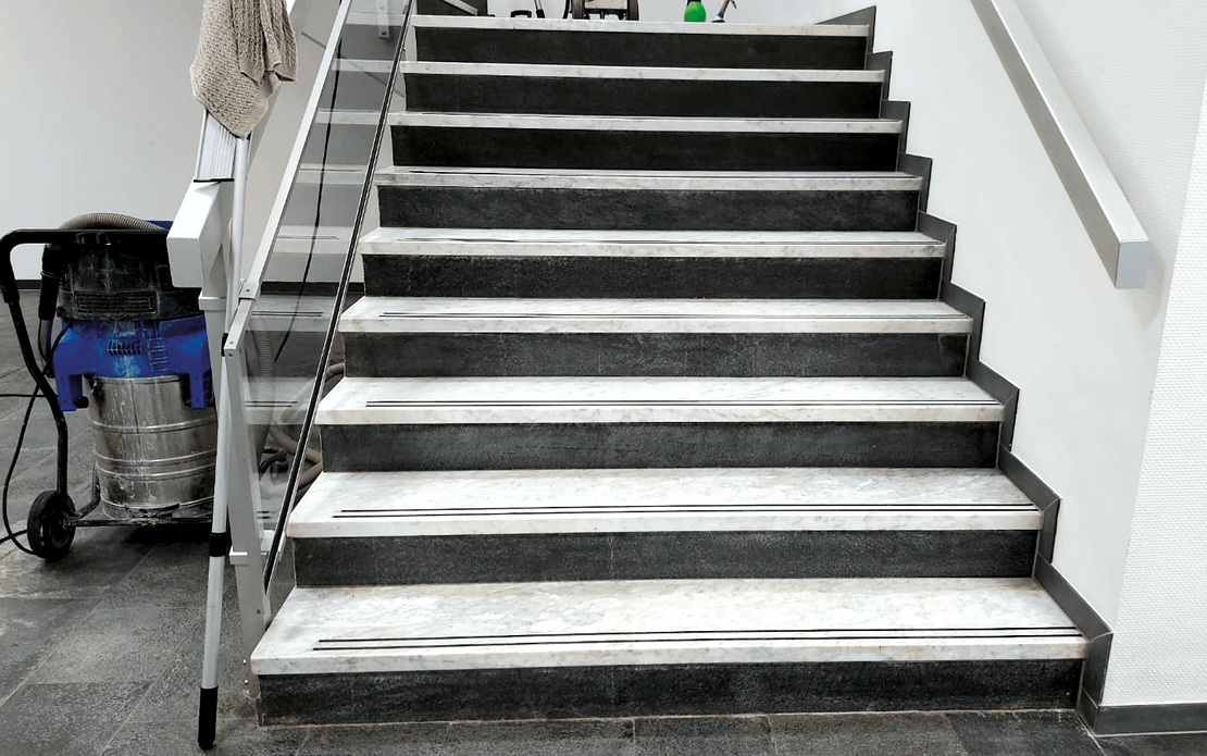 Luebeck nachher Treppenbild