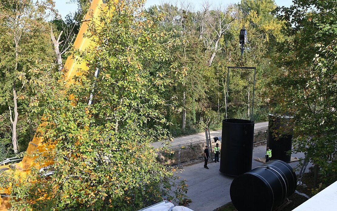 Anlieferung neuer Tank