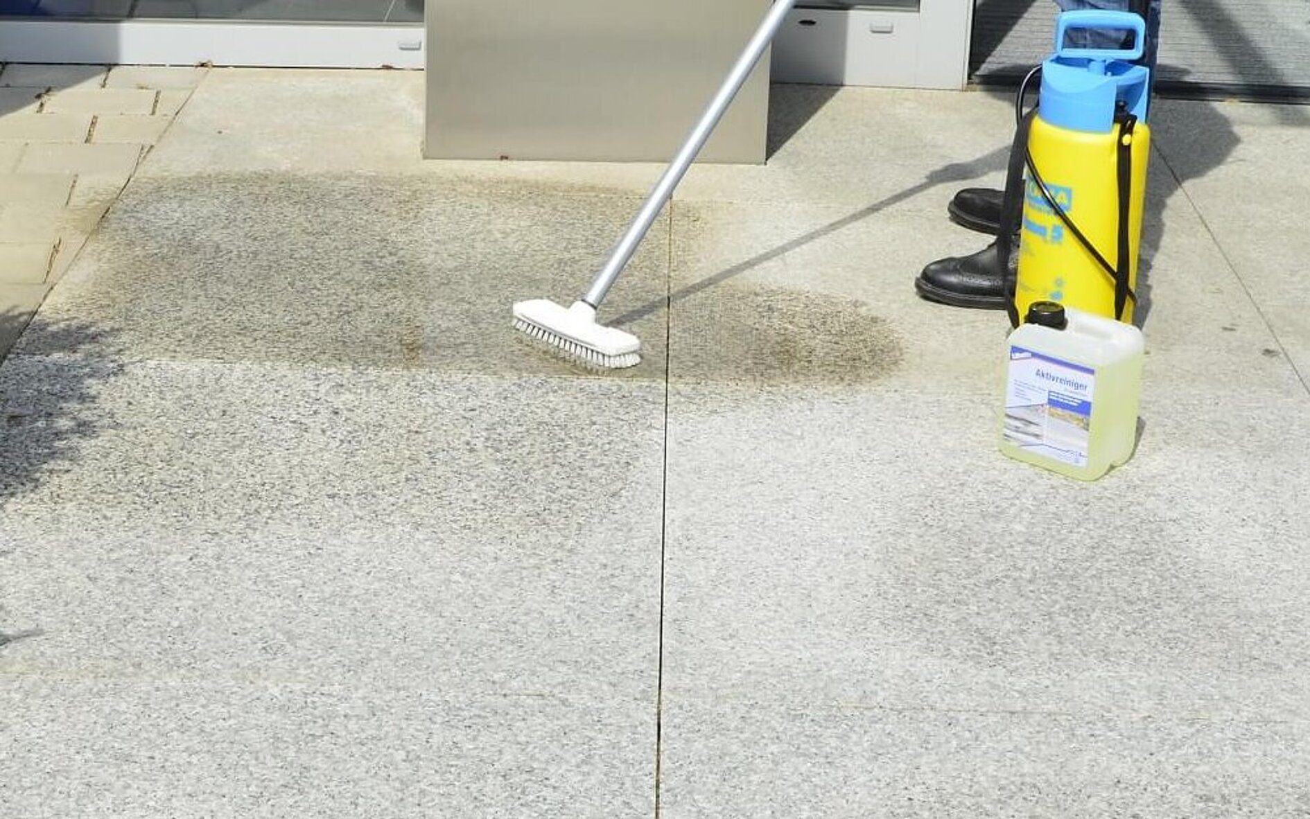 Lithofin KF Aktivreiniger Anwendung